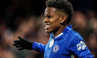 欧冠早报：切尔西3进球被吹3-0巴萨 瓜帅轮换10人玩脱