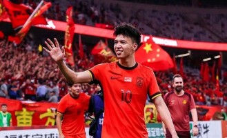 19岁国足新星登陆德乙，半年冲德甲，复刻传奇？