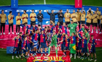 史诗级成就！巴萨2025年37场西甲连续破门轰102球，追平82年前传奇神迹